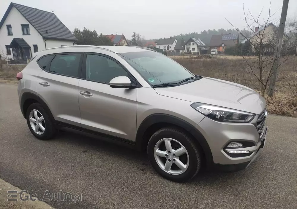 HYUNDAI Tucson Blue 1.7 CRDi 2WD Style