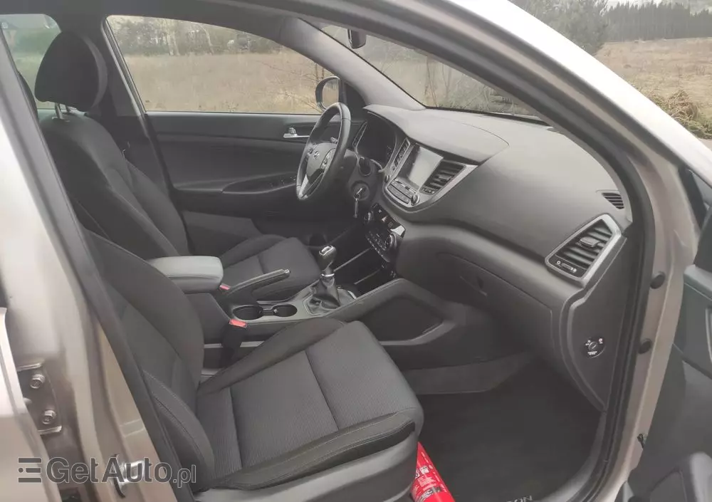 HYUNDAI Tucson Blue 1.7 CRDi 2WD Style