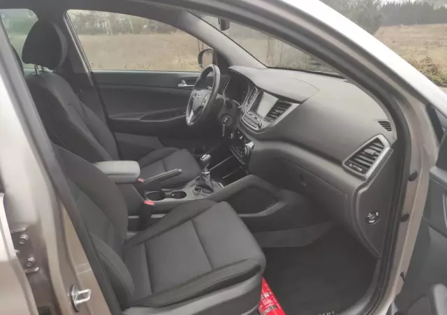 HYUNDAI Tucson Blue 1.7 CRDi 2WD Style