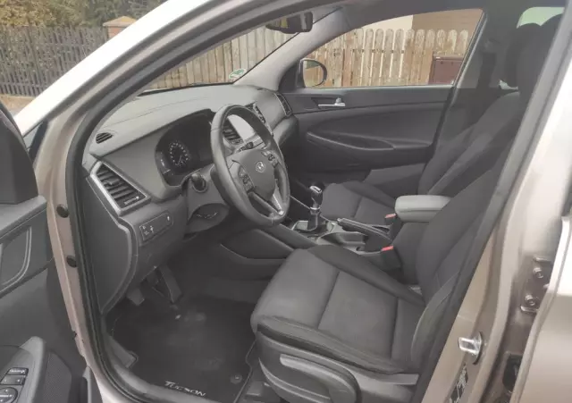 HYUNDAI Tucson Blue 1.7 CRDi 2WD Style