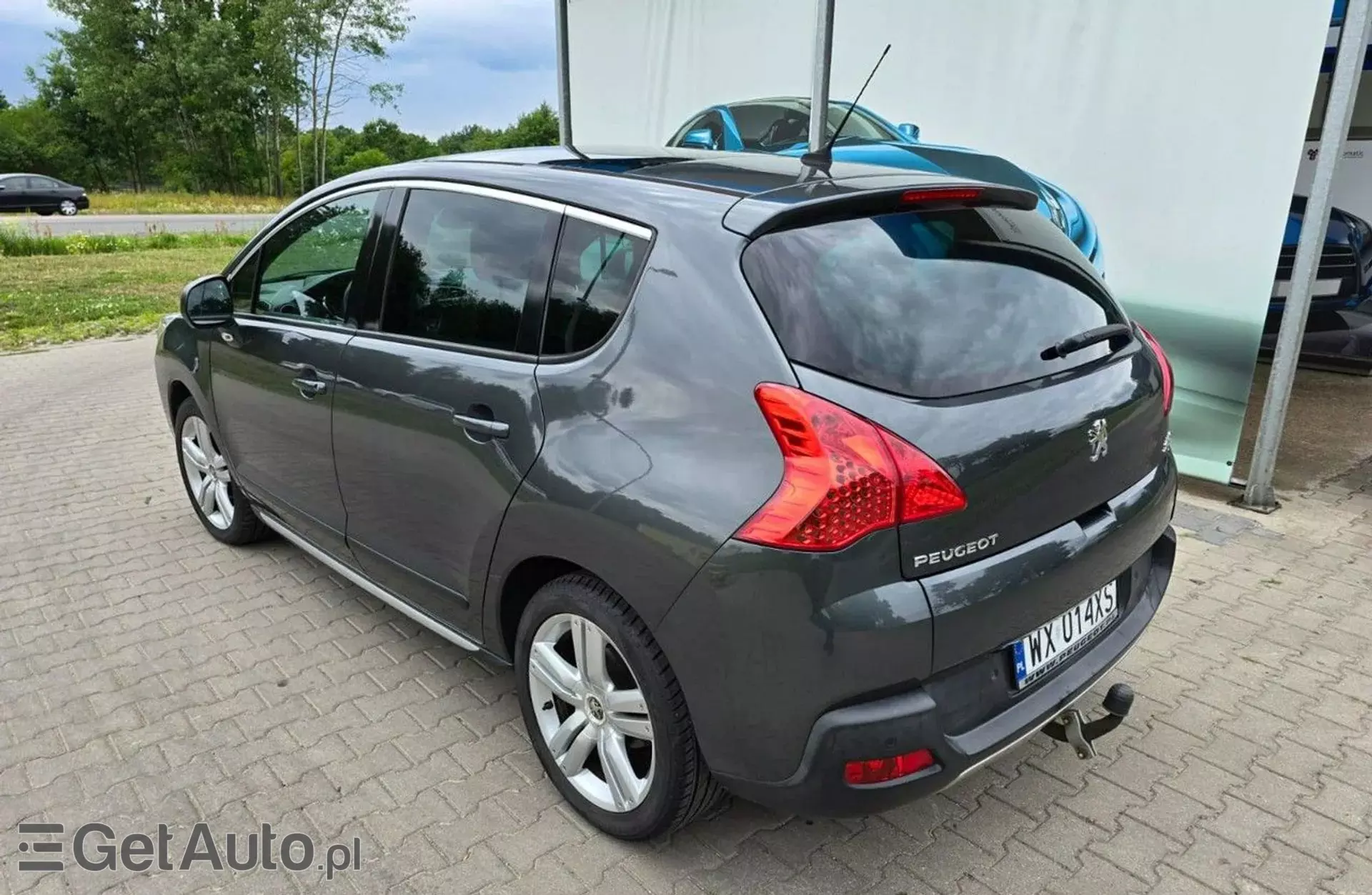 PEUGEOT 3008 