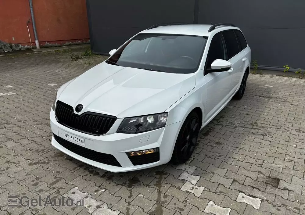 SKODA Octavia 2.0 TDI DSG RS