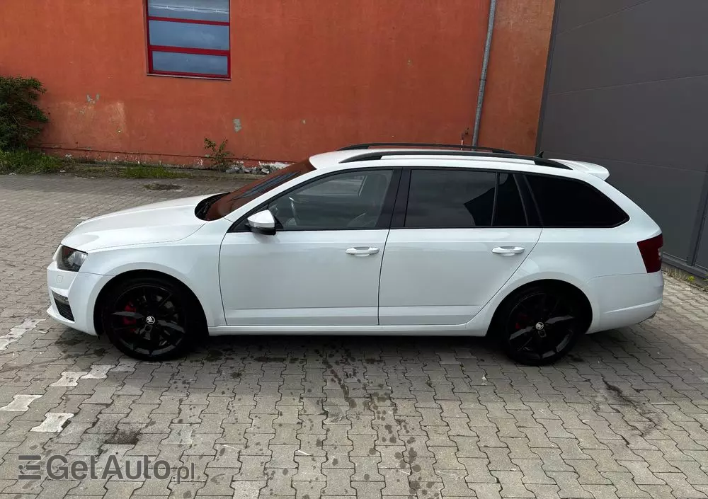 SKODA Octavia 2.0 TDI DSG RS