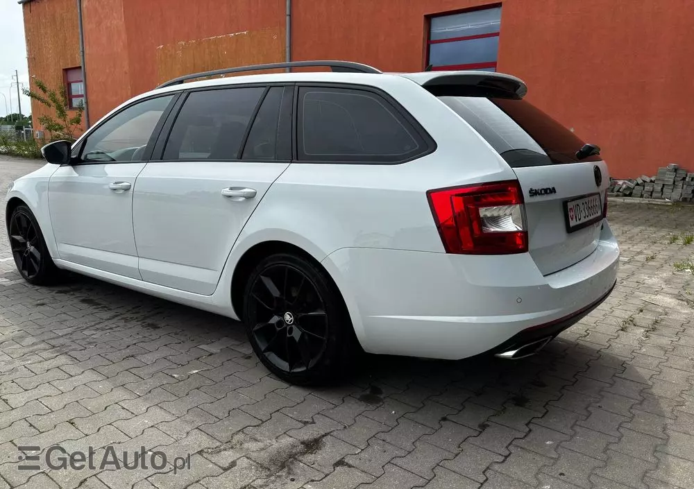SKODA Octavia 2.0 TDI DSG RS