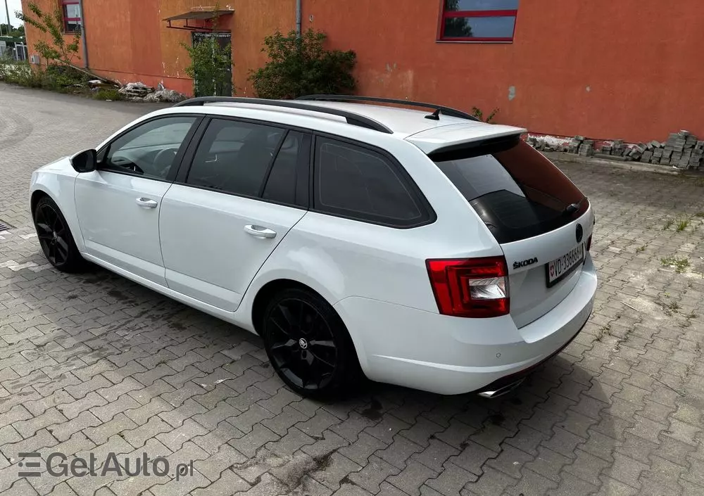 SKODA Octavia 2.0 TDI DSG RS
