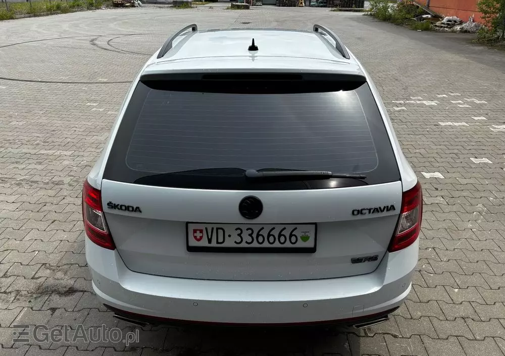 SKODA Octavia 2.0 TDI DSG RS