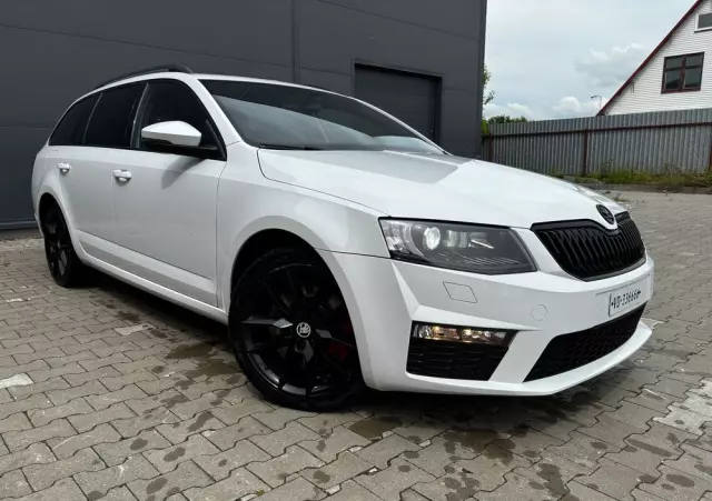 SKODA Octavia 2.0 TDI DSG RS