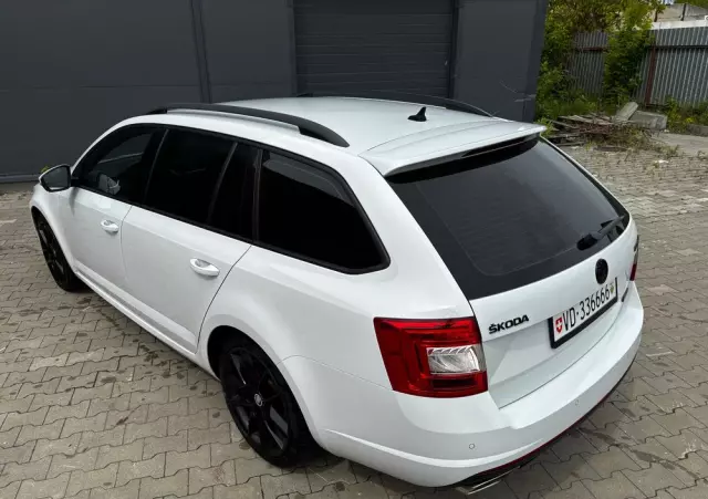 SKODA Octavia 2.0 TDI DSG RS