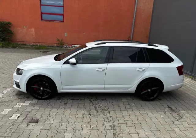 SKODA Octavia 2.0 TDI DSG RS