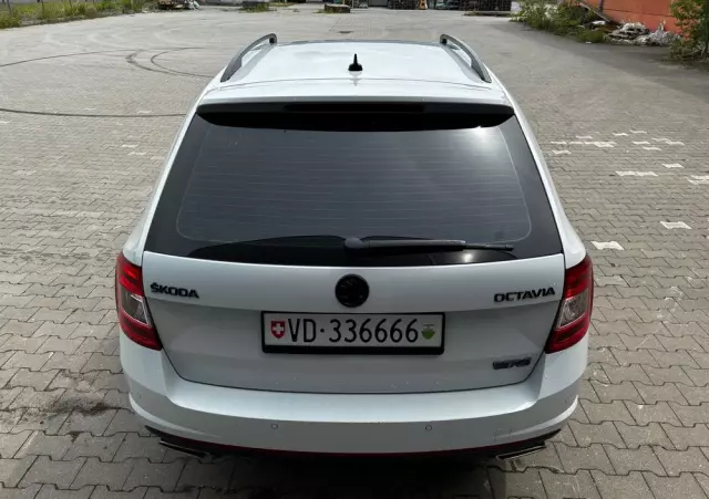 SKODA Octavia 2.0 TDI DSG RS