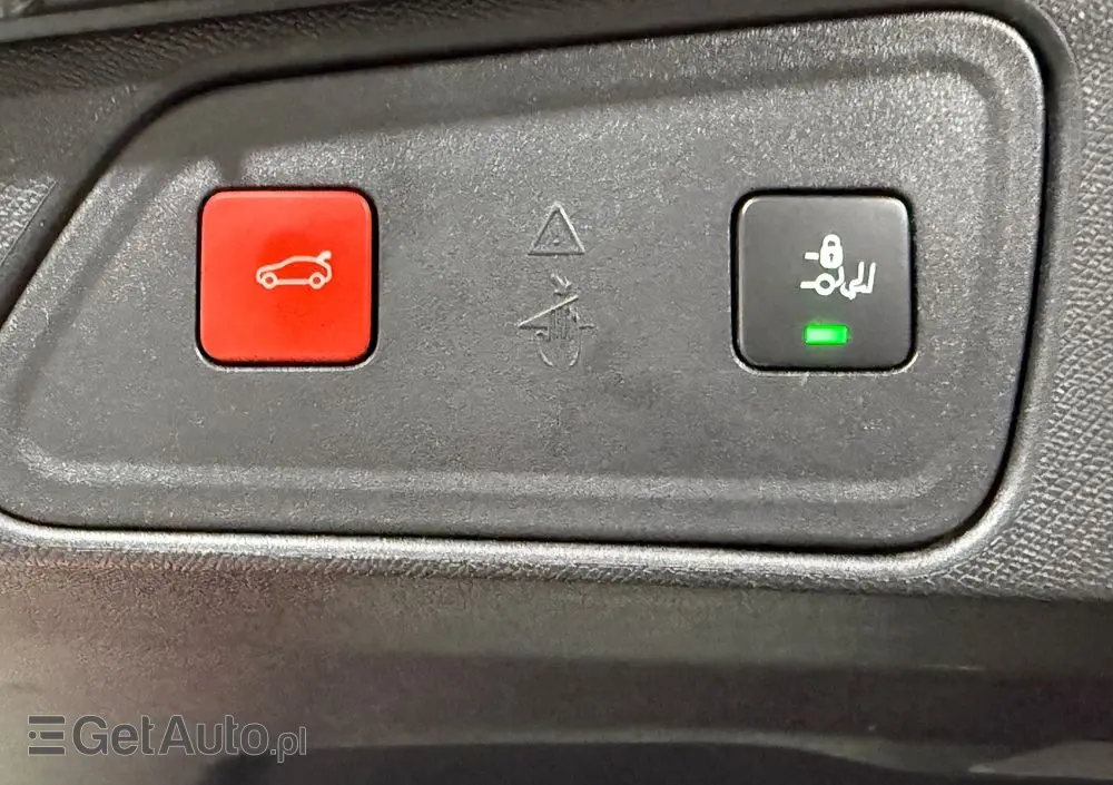 PEUGEOT 3008 1.6 PureTech HYbrid4 GT Line S&S EAT8