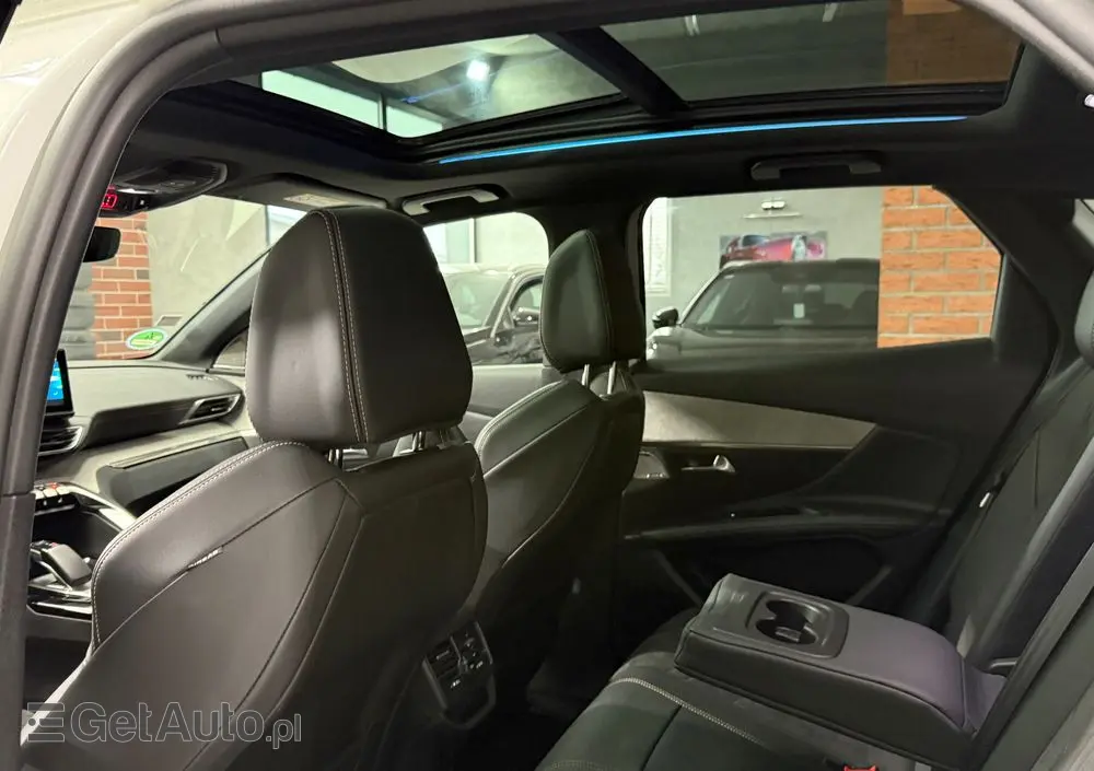 PEUGEOT 3008 1.6 PureTech HYbrid4 GT Line S&S EAT8