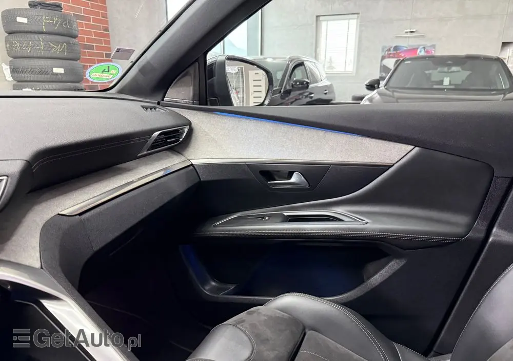 PEUGEOT 3008 1.6 PureTech HYbrid4 GT Line S&S EAT8