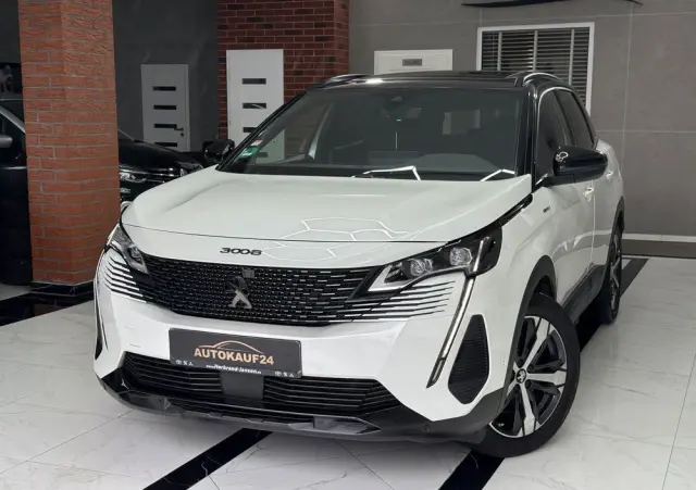PEUGEOT 3008 1.6 PureTech HYbrid4 GT Line S&S EAT8