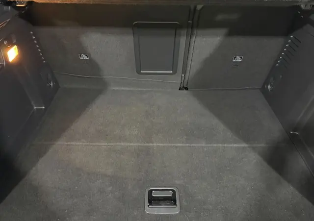 PEUGEOT 3008 1.6 PureTech HYbrid4 GT Line S&S EAT8