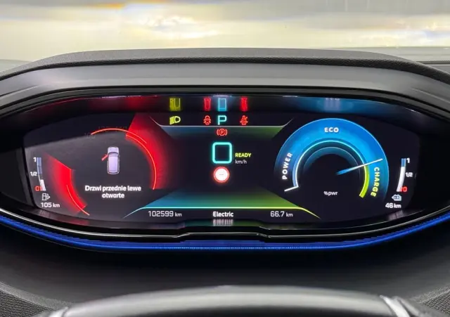 PEUGEOT 3008 1.6 PureTech HYbrid4 GT Line S&S EAT8