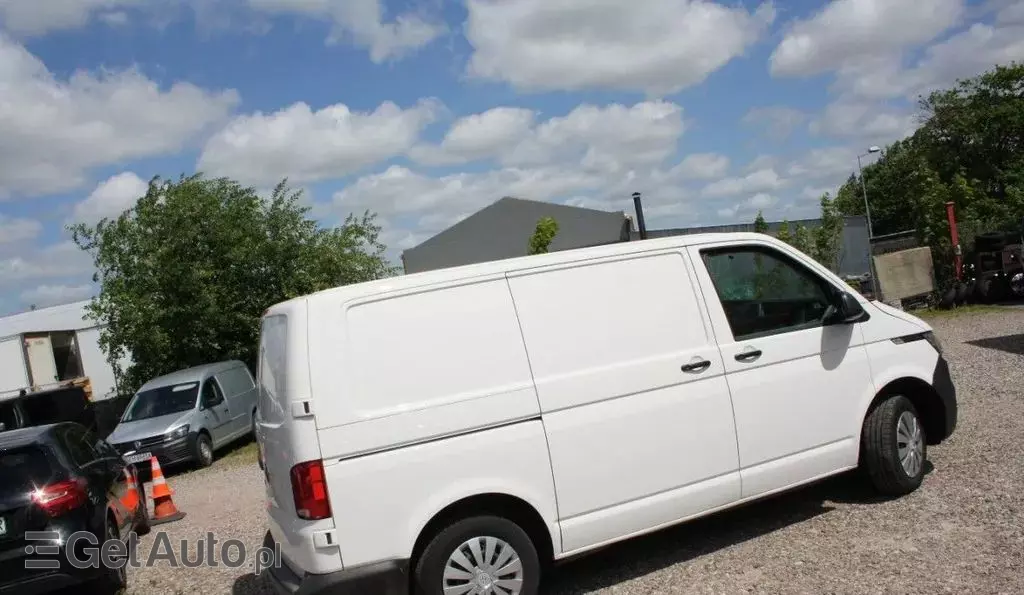 VOLKSWAGEN TRANSPORTER 