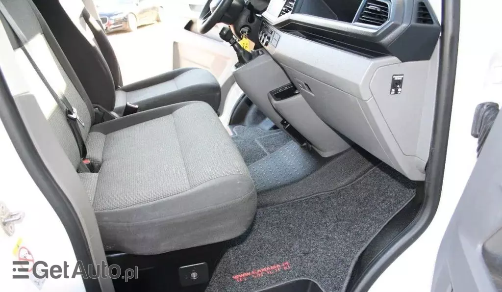 VOLKSWAGEN TRANSPORTER 