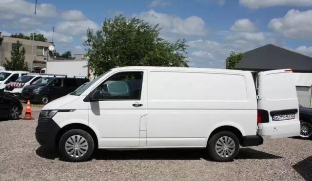 VOLKSWAGEN TRANSPORTER 