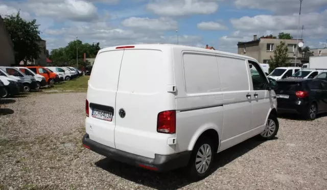 VOLKSWAGEN TRANSPORTER 