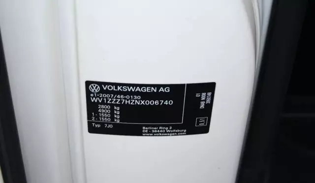 VOLKSWAGEN TRANSPORTER 