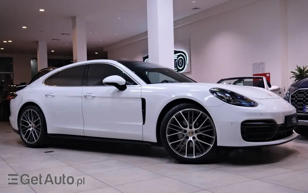 PORSCHE Panamera 4 Executive