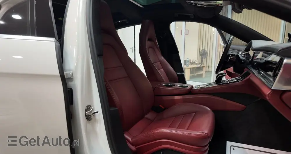 PORSCHE Panamera 4 Executive