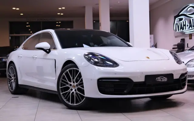 PORSCHE Panamera 4 Executive