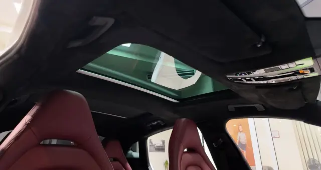 PORSCHE Panamera 4 Executive