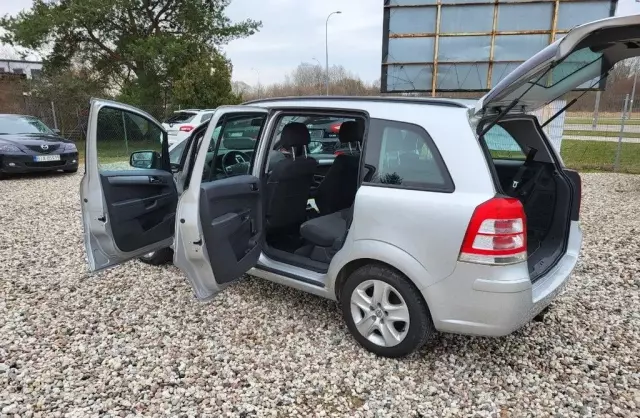 OPEL Zafira 