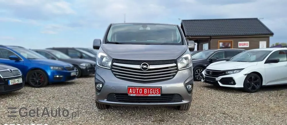 OPEL Vivaro 