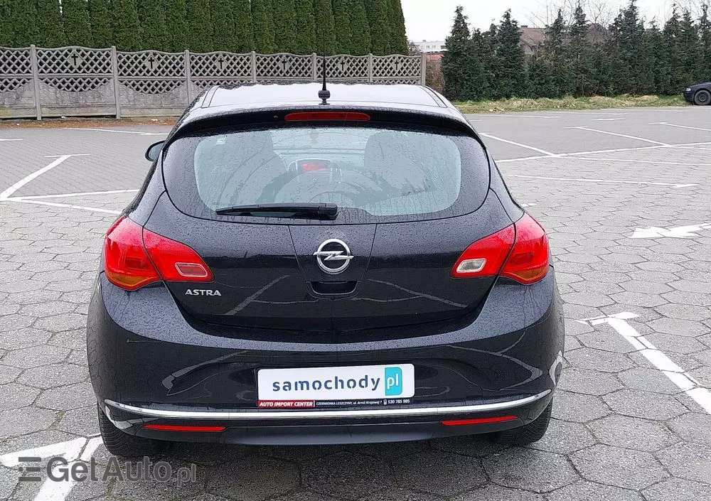 OPEL Astra 1.6 Active