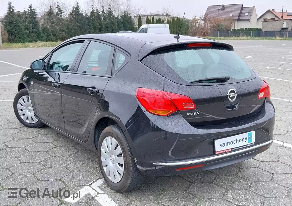 OPEL Astra 1.6 Active
