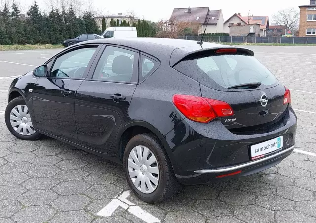 OPEL Astra 1.6 Active