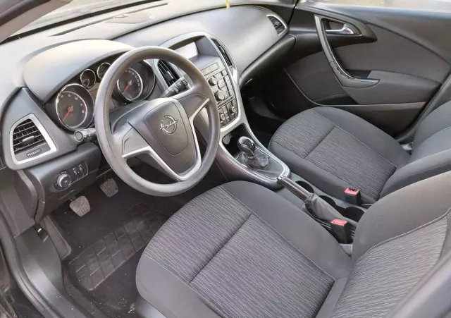 OPEL Astra 1.6 Active