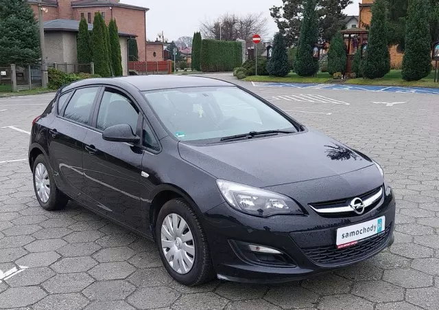 OPEL Astra 1.6 Active