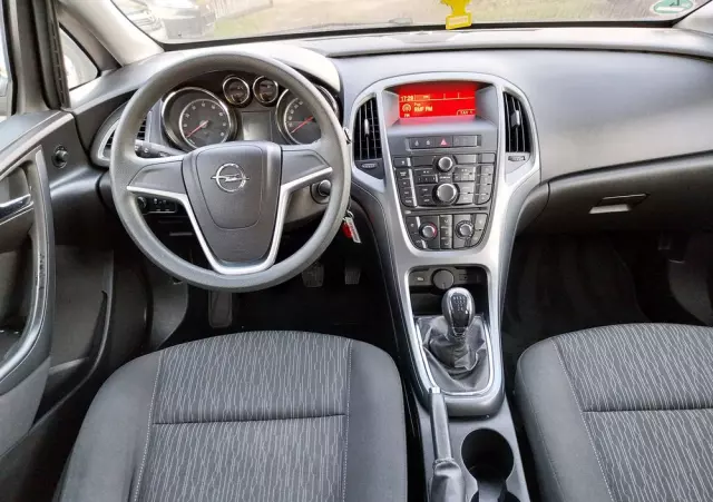OPEL Astra 1.6 Active