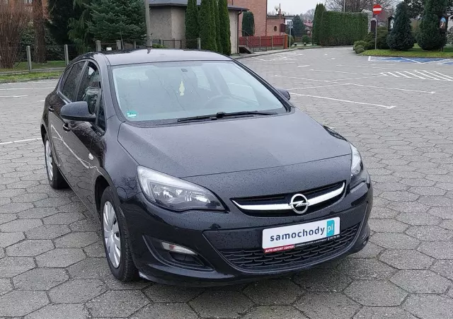 OPEL Astra 1.6 Active