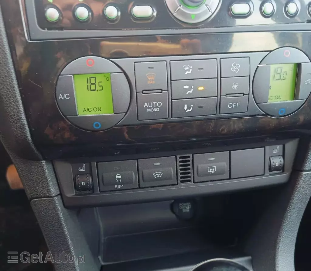 FORD Focus 1.6 Duratec 16V (100 KM) MT