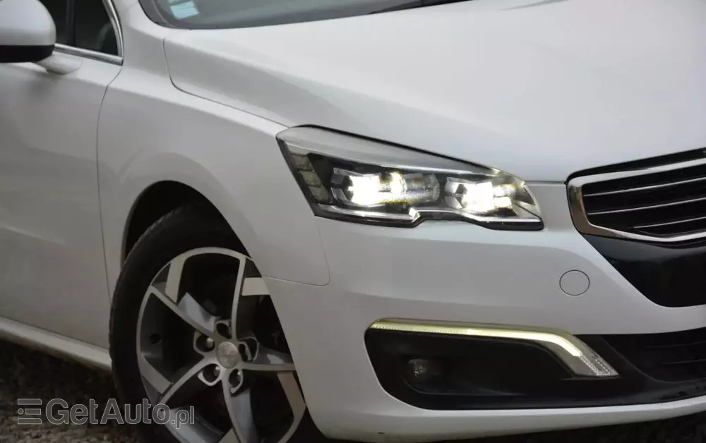 PEUGEOT 508 SW BlueHDi FAP 180 Automatik Stop&Start Allure