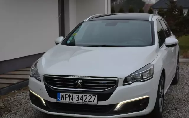PEUGEOT 508 SW BlueHDi FAP 180 Automatik Stop&Start Allure