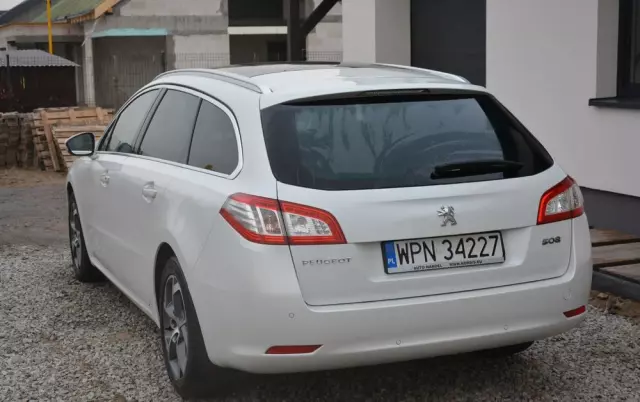 PEUGEOT 508 SW BlueHDi FAP 180 Automatik Stop&Start Allure