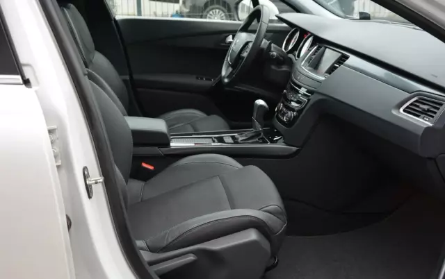 PEUGEOT 508 SW BlueHDi FAP 180 Automatik Stop&Start Allure