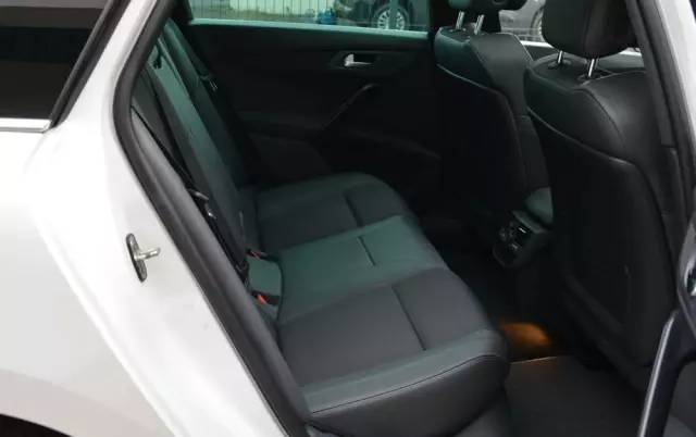 PEUGEOT 508 SW BlueHDi FAP 180 Automatik Stop&Start Allure