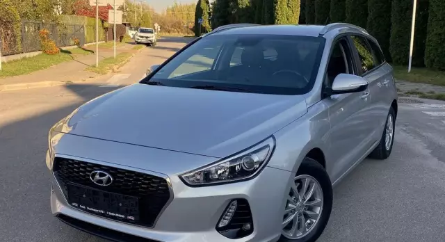 HYUNDAI I30 