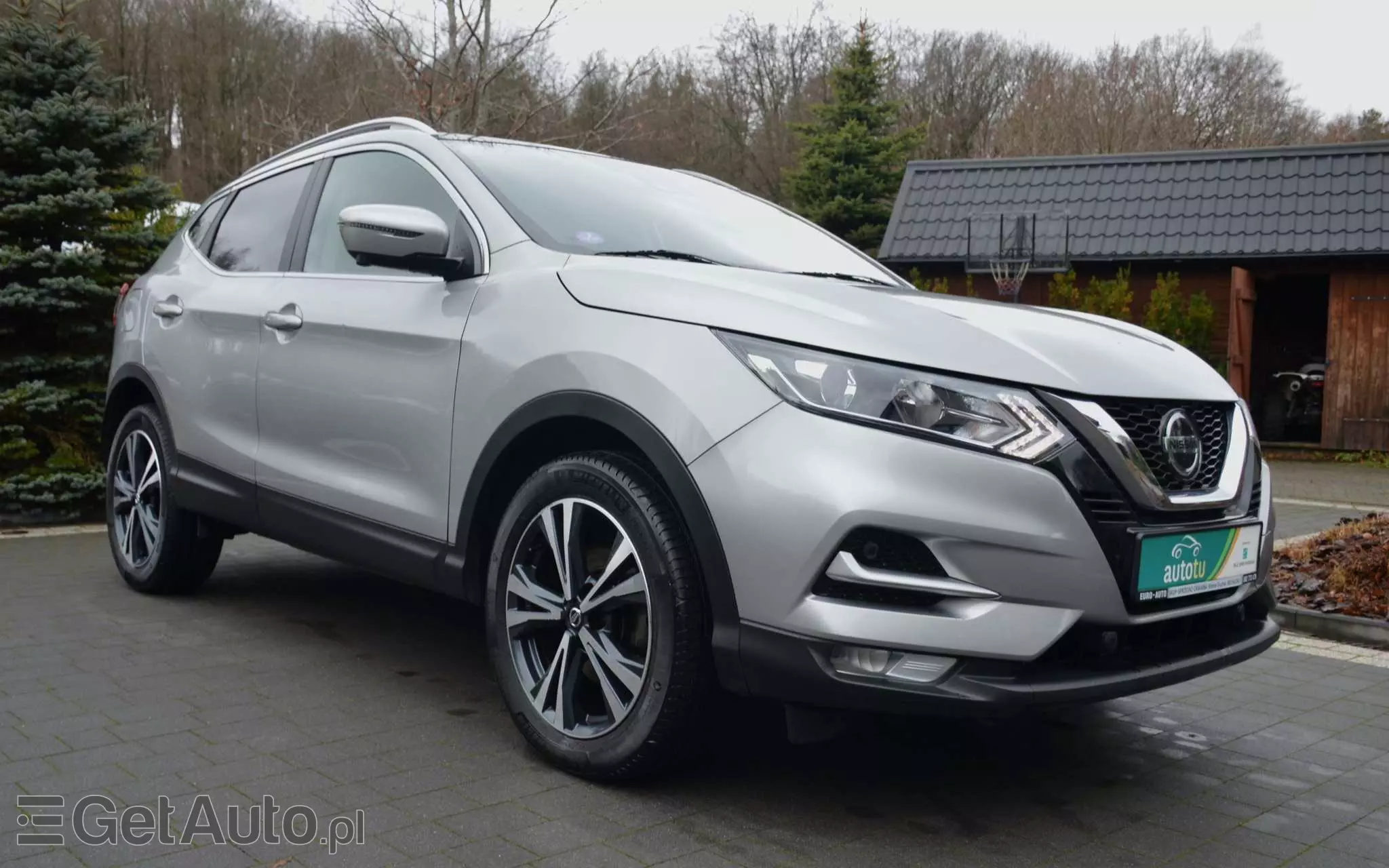 NISSAN Qashqai 1.3 DIG-T DCT TEKNA+