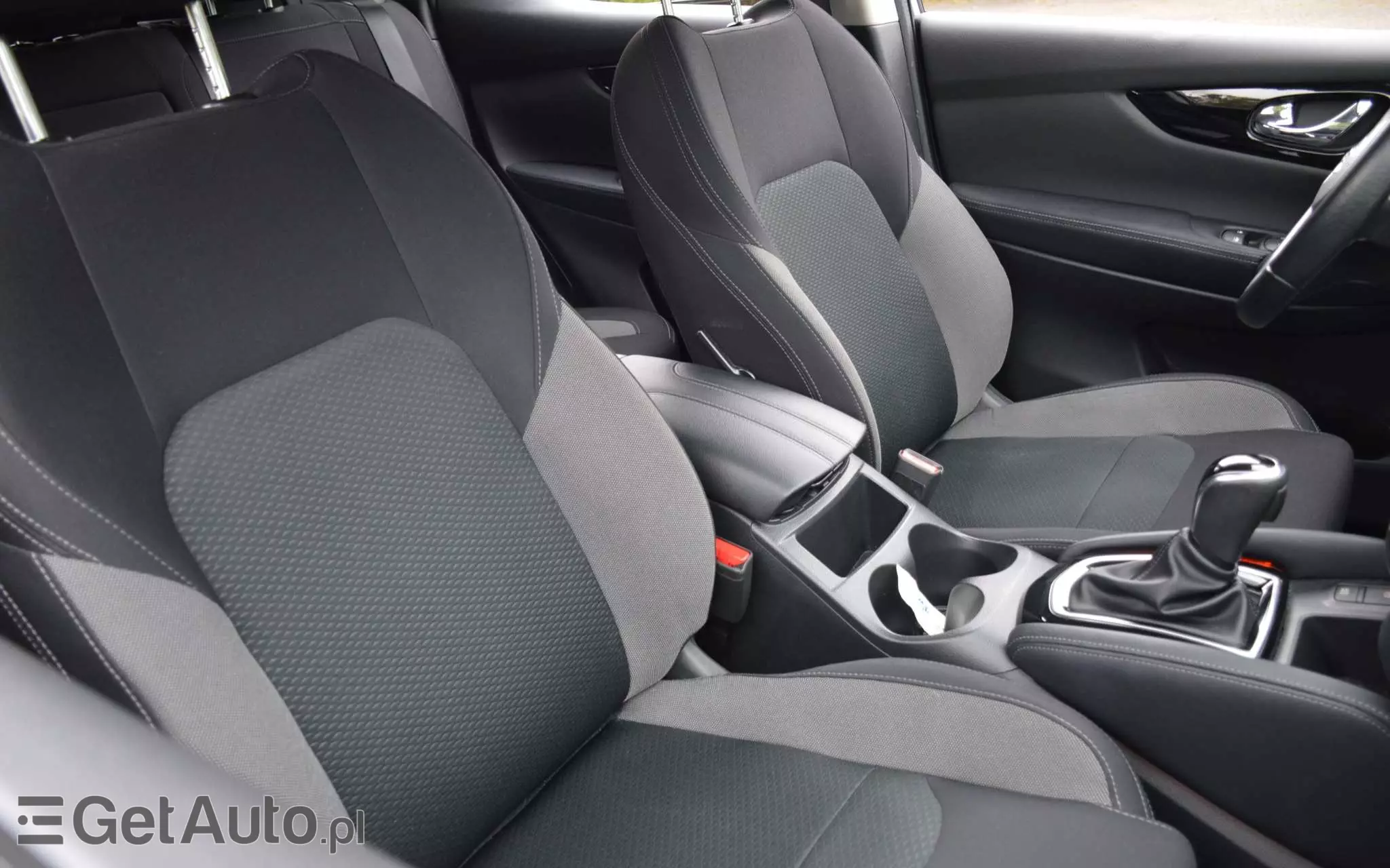 NISSAN Qashqai 1.3 DIG-T DCT TEKNA+