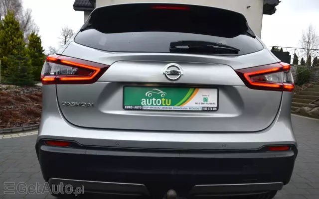 NISSAN Qashqai 1.3 DIG-T DCT TEKNA+