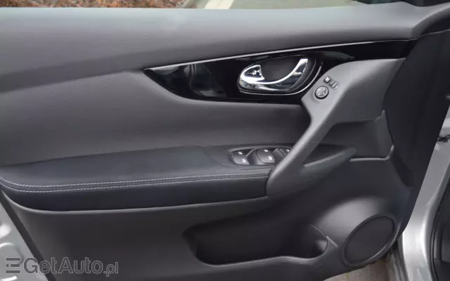 NISSAN Qashqai 1.3 DIG-T DCT TEKNA+