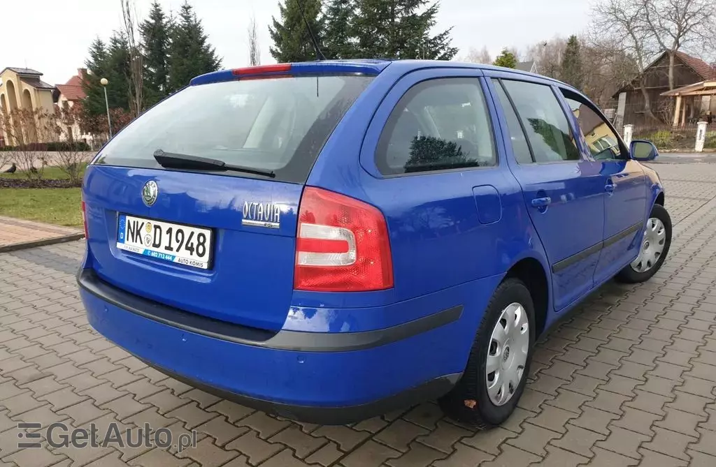SKODA Octavia 